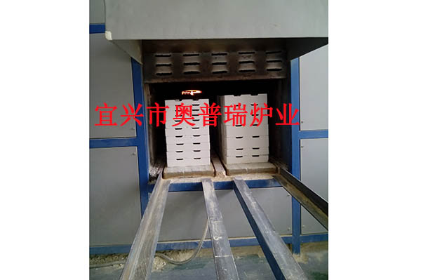 燃天然氣式（燃輕油式）隧道窯